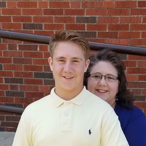 Meet your Posher, Kari